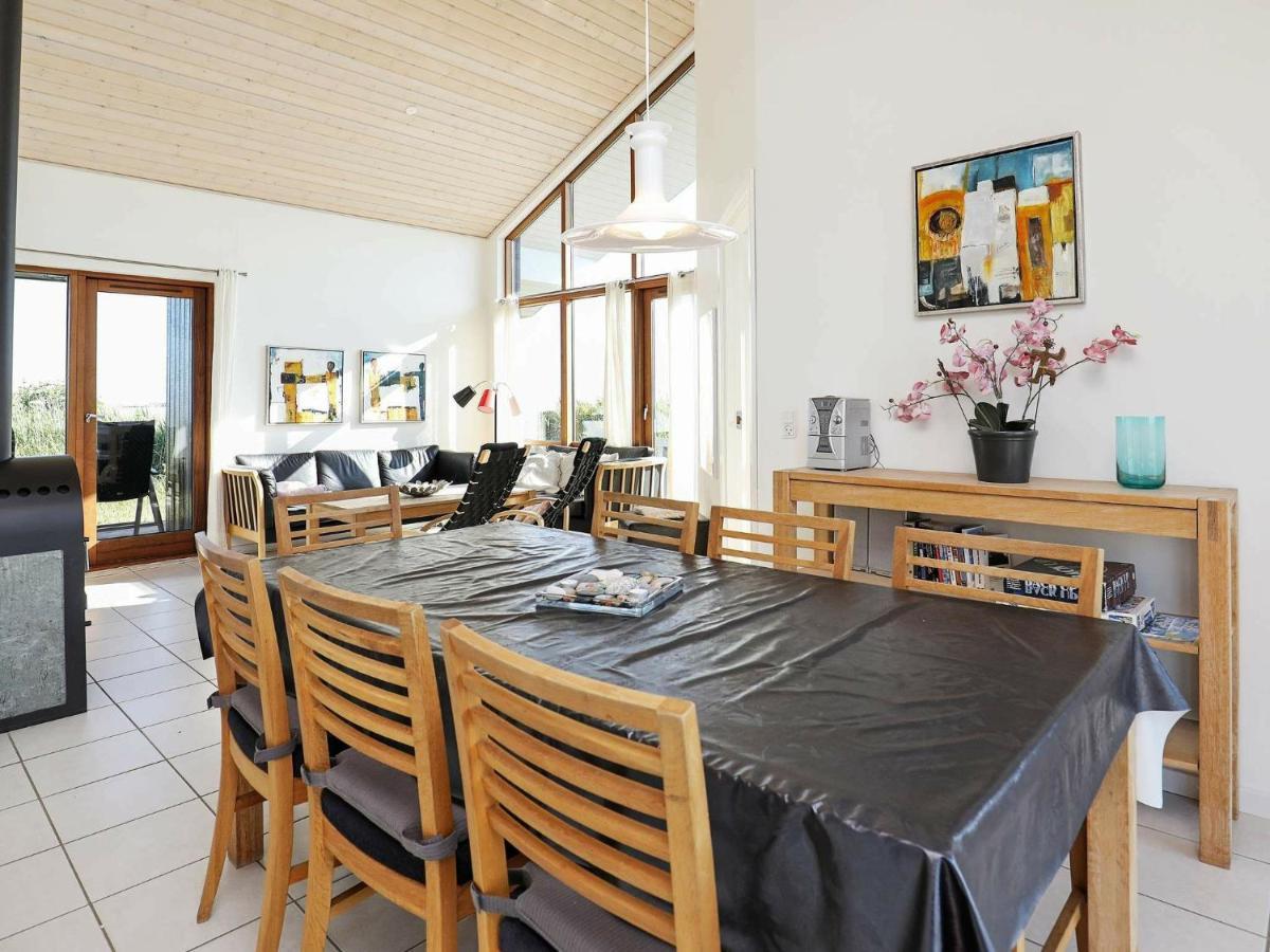 8 Person Holiday Home In Ulfborg Thorsminde Extérieur photo