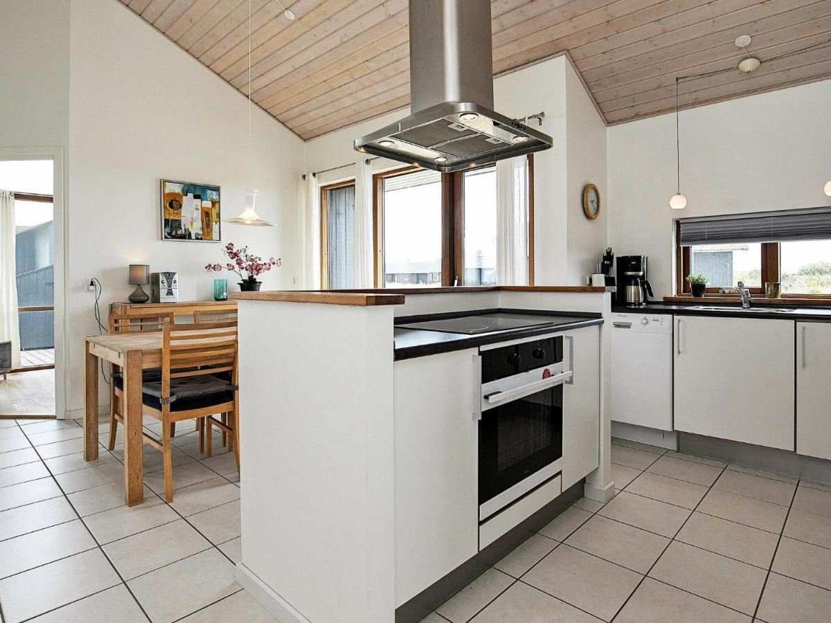 8 Person Holiday Home In Ulfborg Thorsminde Extérieur photo